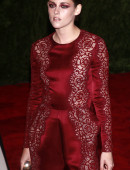 Kristen-Stewart-2013-Met-Gala-in-nyc-2