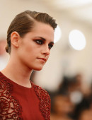 Kristen-Stewart-2013-Met-Gala-in-nyc-8