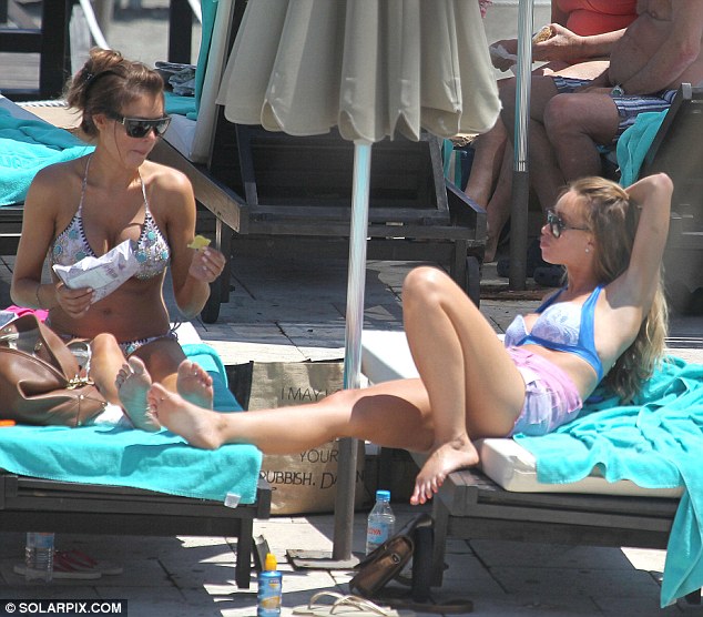 Lauren-Pope-and-Chloe-Sims-in-Bikini-in-Marbella-Spain-2