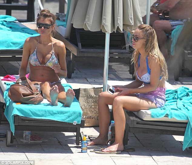 Lauren-Pope-and-Chloe-Sims-in-Bikini-in-Marbella-Spain-7