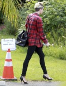Miley+Cyrus+Hard+Work+Studio+6