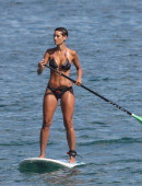 Nicole-Murphy-in-Bikini-in-Hawaii-15