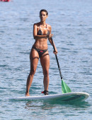 Nicole-Murphy-in-Bikini-in-Hawaii-5