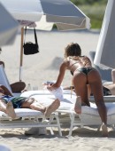 Petra-Benova-in-Bikini-in-Miami-6