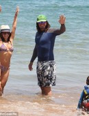 Sarah-Shahi-in-Bikini-at-Beach-in-Hawaii-12