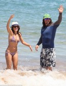 Sarah-Shahi-in-Bikini-at-Beach-in-Hawaii-9