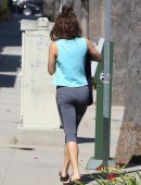 Vanessa_Hudgens_Booty_Pilates_Class_3
