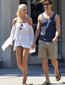 Candice-Swanepoel-Leggy-Out-and-About-in-NY-6
