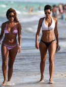 Claudia-Jordan-and-Nicole-Mitchell-in-Bikini-in-Miami-11