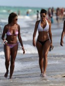 Claudia-Jordan-and-Nicole-Mitchell-in-Bikini-in-Miami-13