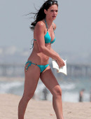 Desiree-Hartsock-in-Bikini-1