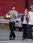Emma-Watson-in-jeans-out-and-about-in-Nashville-Tennesse-4