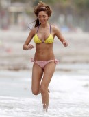 Farrah-Abraham-in-Yellow-Bikini-Miami-17