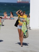 Hailey-Baldwin-in-Bikini-in-Miami-6