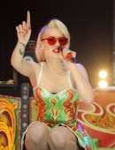 Iggy-Azalea-Performing-at-BBC-Radio-1′s-Big-Weekend-in-Derry-38