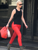 Iggy-Azalea-in-Red-Leather-Pants-7