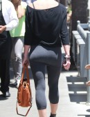 Jaime-Pressly-Out-and-About-in-Beverly-Hills-1