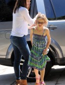 Jennifer-Garner-Ass-in-Tight-Jeans-in-Los-Angeles-2