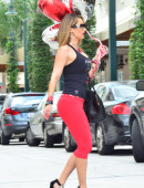 Jennifer-Nicole-Lee-Out-and-About-in-Miami-9