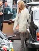 Kate-Moss-Filming-a-Commercial-in-London-2