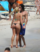 Mariana-Diarco-in-Thong-Bikini-on-Beach-Italian-Coast-8