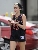 Miley-Cyrus-at-the-CenterStaging-Studios-in-LA-6