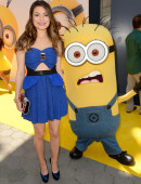 Miranda-Cosgrove-at-Despicable-Me-2-Premiere-in-Universal-City-2