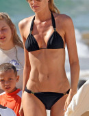 Paige-Butcher-in-Black-Bikini-in-Maui-8