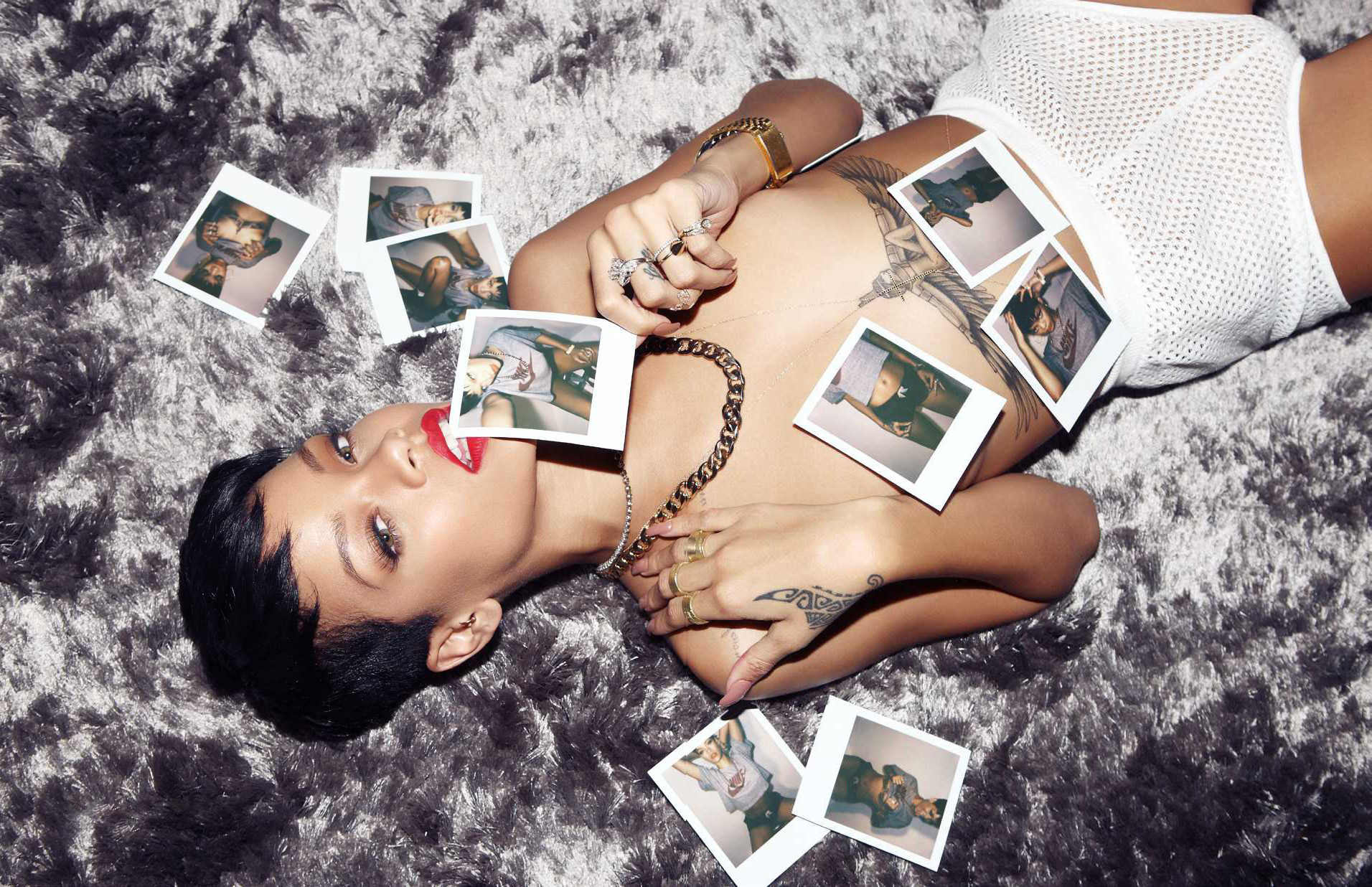 Rihanna-Complex-Shoot-2013-7