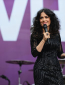 Salma-Hayek-Chime-For-Change-The-Sound-Of-Change-Live-concert-2