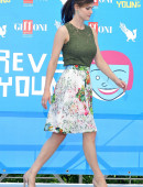 Alexandra-Daddario-at-Giffoni-2013-Film-Festival-16