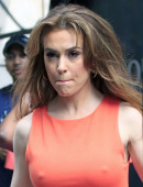 Alyssa-Milano-Out-and-About-in-New-York-2