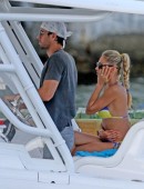 Anna-Kournikova-in-Bikini-1