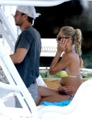Anna-Kournikova-in-Bikini-3