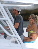 Anna-Kournikova-in-Bikini-4