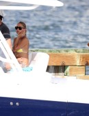 Anna-Kournikova-in-Bikini-9