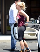 Britney-Spears-Out-and-About-in-LA-4