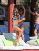 Denise-Van-Outen-and-Zoe-Hardman-Poolside-candids-in-Ibiza-9
