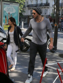Eva-Longoria-Out-and-About-in-Paris-7