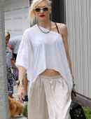 Gwen-Stefani-Out-and-About-in-Los-Angeles-5