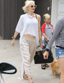 Gwen-Stefani-Out-and-About-in-Los-Angeles-8