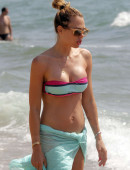 Ilary-Blasi-in-Bikini-in-Sabaudia-1