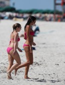 Jade-Foret-in-Bikini-15