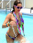Jennifer-Nicole-Lee-in-Bikini-7