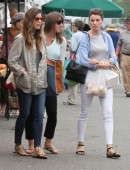 Jessica-Biel-Booty-in-Jeans-11