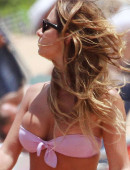 Jessie-James-Bikini-Candids-in-Hawaii-12