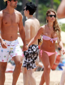 Jessie-James-Bikini-Candids-in-Hawaii-16