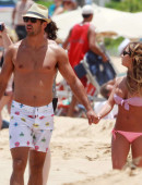 Jessie-James-Bikini-Candids-in-Hawaii-24