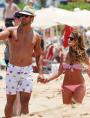 Jessie-James-Bikini-Candids-in-Hawaii-8
