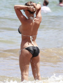Jessie-James-in-Black-Bikini-in-Maui-1